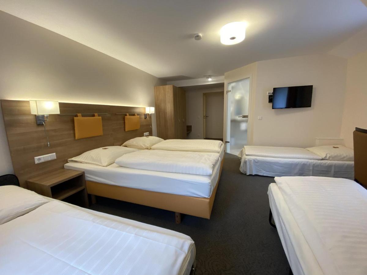 Kulinarium An Der Glems Hotell Gerlingen Eksteriør bilde