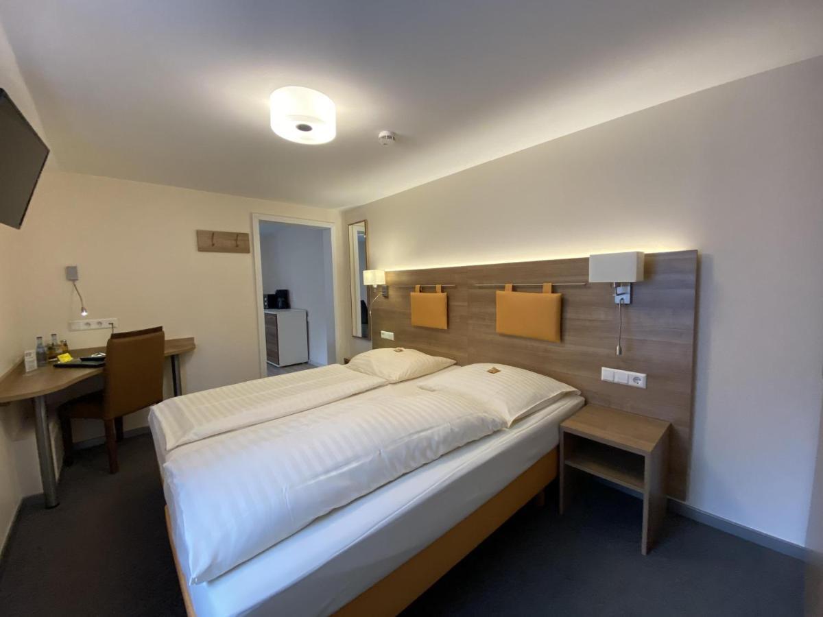 Kulinarium An Der Glems Hotell Gerlingen Eksteriør bilde